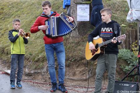 Odprtje odseka asfaltirane javne poti v naselju Velika Lašna (4)